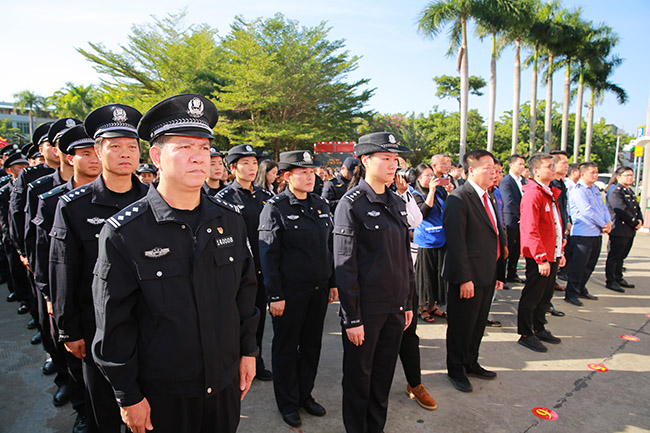 9105  上网.JPG