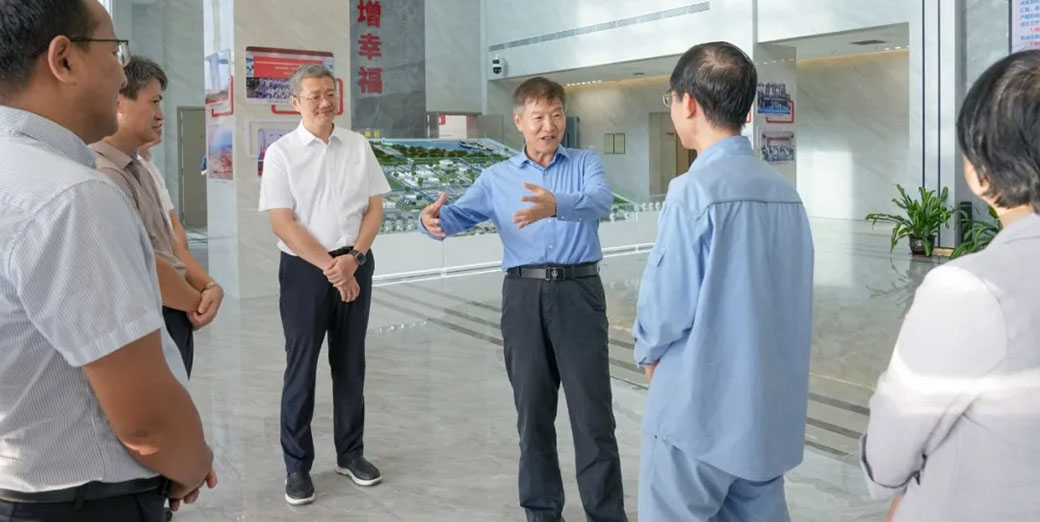 刘小明在儋州调研化工企业“大检修”后复工复产情况